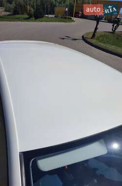 Хетчбек Volkswagen Golf 2012 в 