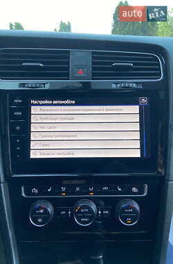 Универсал Volkswagen Golf 2017 в 