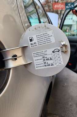 Хэтчбек Volkswagen Golf 2002 в Вышгороде