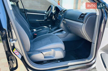 Універсал Volkswagen Golf 2008 в 