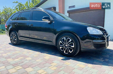Універсал Volkswagen Golf 2008 в 