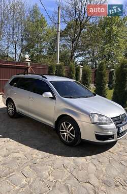 Універсал Volkswagen Golf 2008 в Сторожинці