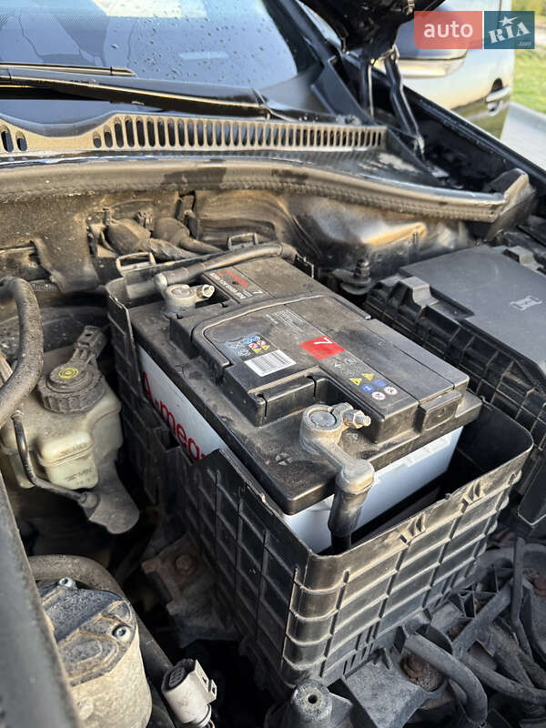 Хетчбек Volkswagen Golf 2005 в Городку