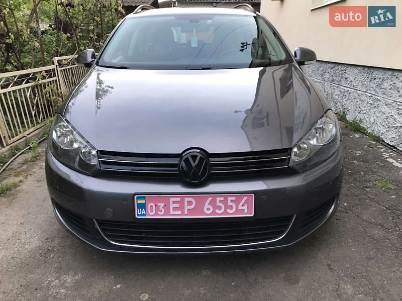 Универсал Volkswagen Golf 2011 в 