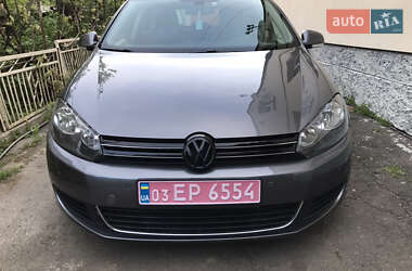 Универсал Volkswagen Golf 2011 в 