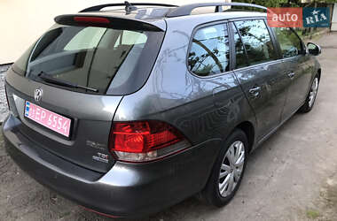 Универсал Volkswagen Golf 2011 в 