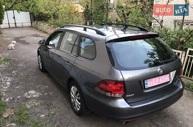 Универсал Volkswagen Golf 2011 в 
