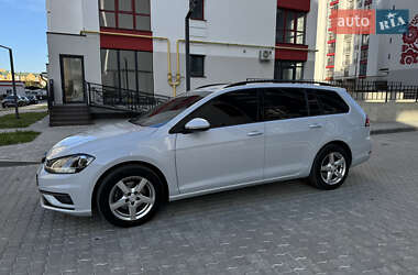 Універсал Volkswagen Golf 2018 в 