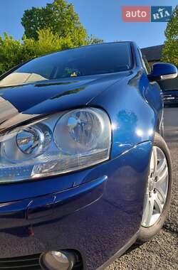 Хетчбек Volkswagen Golf 2008 в Чернігові