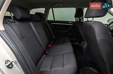 Универсал Volkswagen Golf 2011 в 