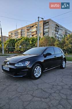 Хэтчбек Volkswagen Golf 2014 в 