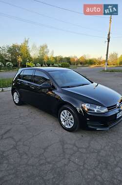 Хэтчбек Volkswagen Golf 2014 в 