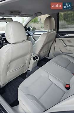 Хэтчбек Volkswagen Golf 2014 в 