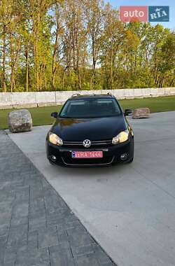 Универсал Volkswagen Golf 2010 в 
