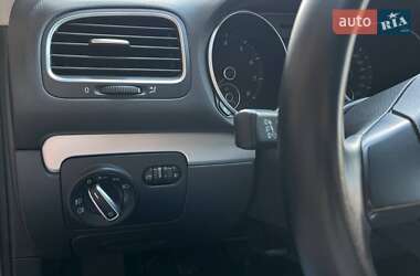 Універсал Volkswagen Golf 2010 в 