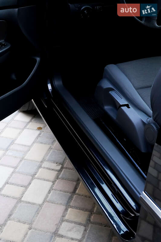 Хетчбек Volkswagen Golf 2008 в Веселиновому