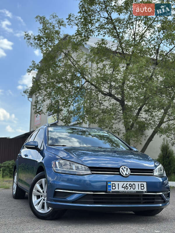 Універсал Volkswagen Golf 2019 в Мукачевому