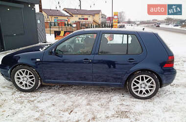 Хэтчбек Volkswagen Golf 2002 в Одессе