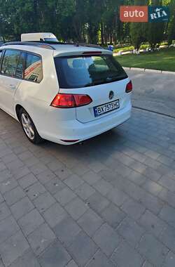 Универсал Volkswagen Golf 2015 в 