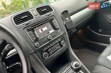 Універсал Volkswagen Golf 2011 в 