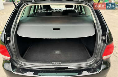 Універсал Volkswagen Golf 2011 в 
