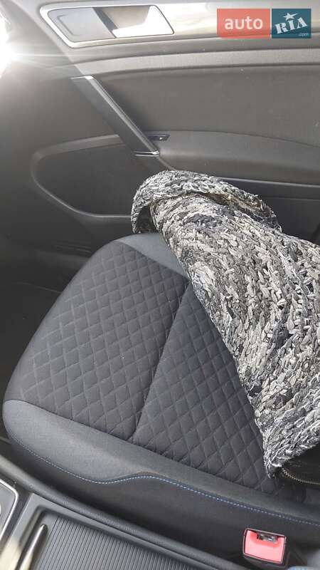 Универсал Volkswagen Golf 2018 в Житомире