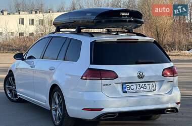 Універсал Volkswagen Golf 2019 в 