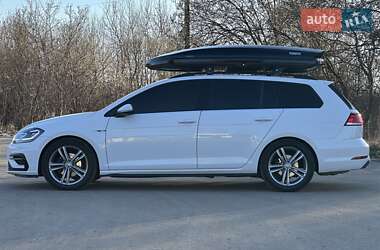Універсал Volkswagen Golf 2019 в 