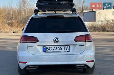 Універсал Volkswagen Golf 2019 в 