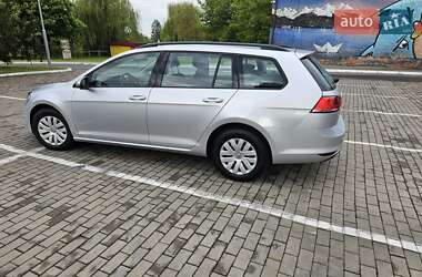 Універсал Volkswagen Golf 2016 в 