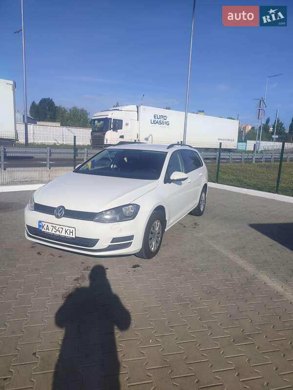 Універсал Volkswagen Golf 2013 в Києві