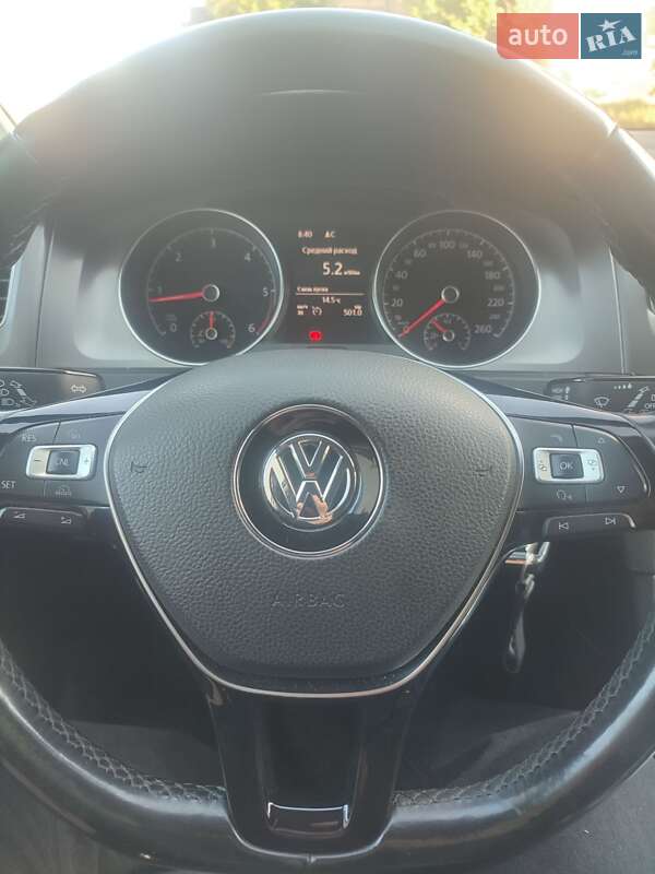 Універсал Volkswagen Golf 2013 в Києві