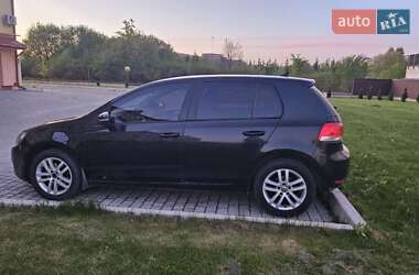 Хетчбек Volkswagen Golf 2010 в Львові