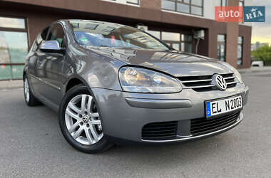 Хэтчбек Volkswagen Golf 2009 в 