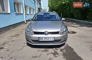 Универсал Volkswagen Golf 2014 в 