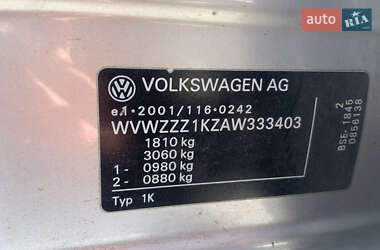 Хэтчбек Volkswagen Golf 2010 в 