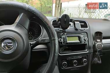 Універсал Volkswagen Golf 2011 в Городку