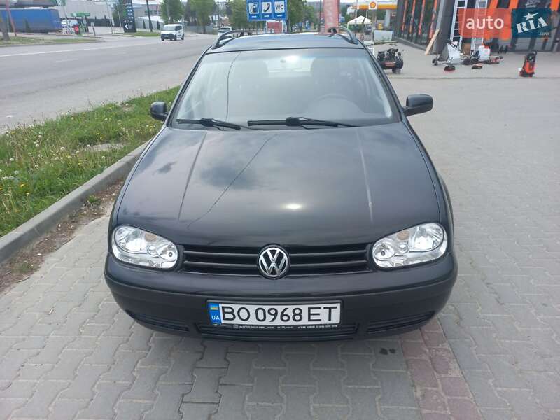 Volkswagen Golf 2001