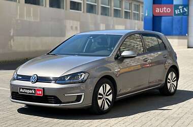 Хетчбек Volkswagen Golf 2015 в Одесі