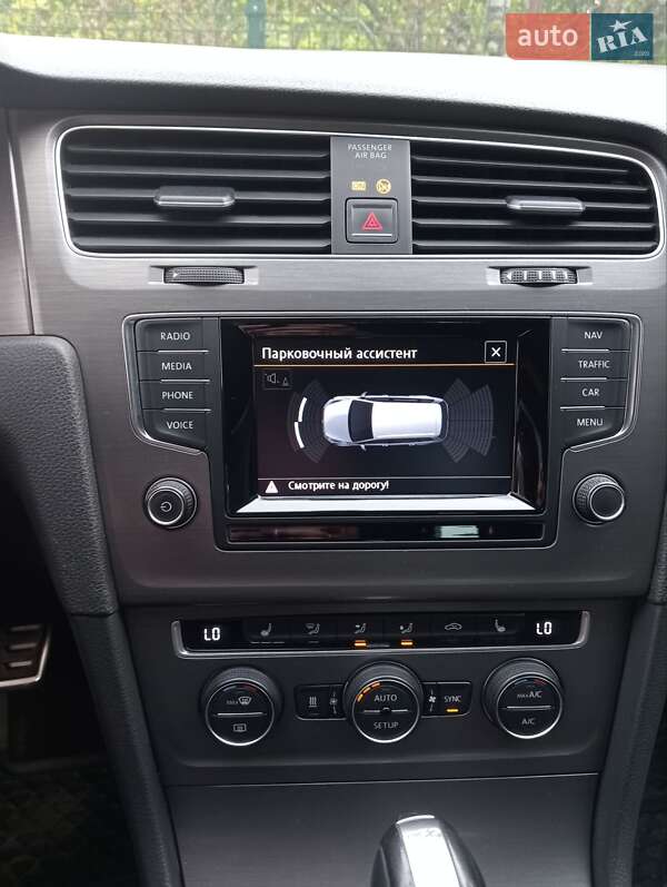 Універсал Volkswagen Golf 2013 в Львові