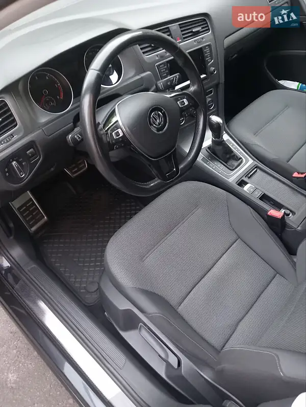 Volkswagen Golf 2013 VIN WVWZZZAUZEP525754 фото оголошення 25 з 81