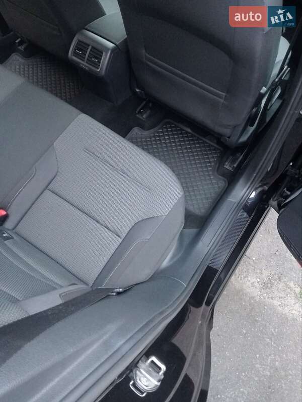 Універсал Volkswagen Golf 2013 в Львові