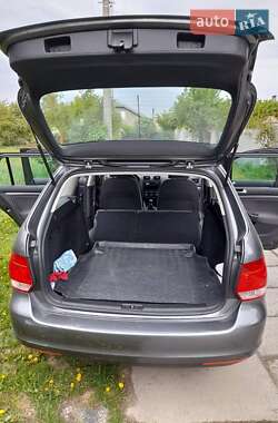 Универсал Volkswagen Golf 2009 в 