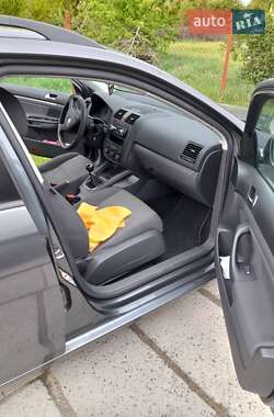 Универсал Volkswagen Golf 2009 в 