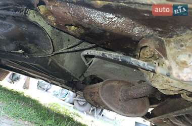 Хетчбек Volkswagen Golf 1988 в 