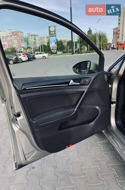 Універсал Volkswagen Golf 2017 в 