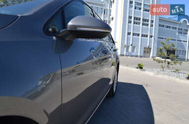 Универсал Volkswagen Golf 2015 в 