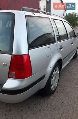 Универсал Volkswagen Golf 2000 в 