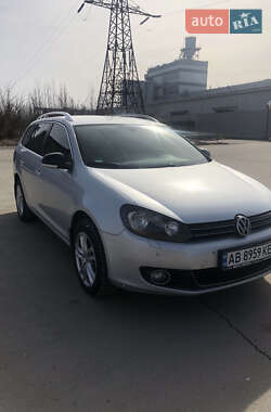 Универсал Volkswagen Golf 2011 в Виннице