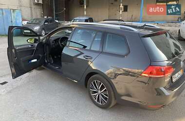 Универсал Volkswagen Golf 2017 в 